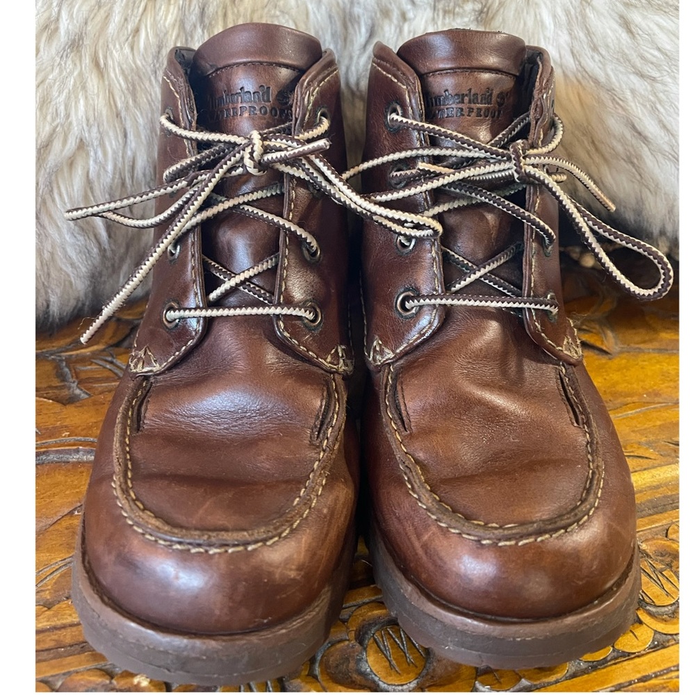 Women’s Timberland Boots, Brown Leather, 7 medium
